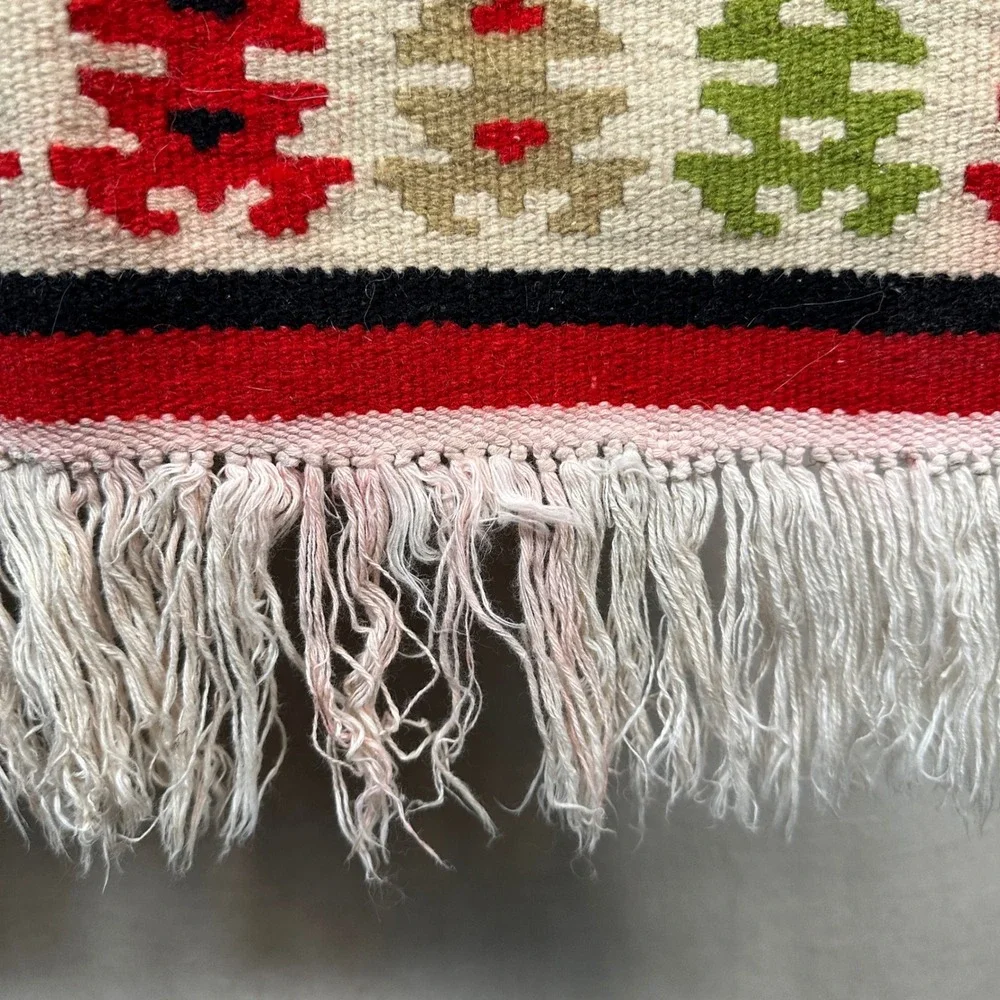 Vintage Southwestern Kilim Runner Rug Red Green‎ Geometric Tribal 22x46